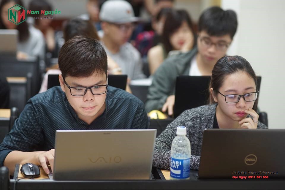 Laptop phù hợp cho sinh viên kinh tế