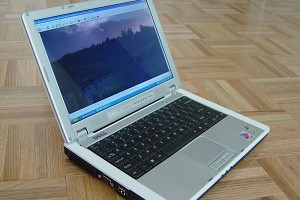 Laptop cũ giá rẻ dưới 2 triệu
